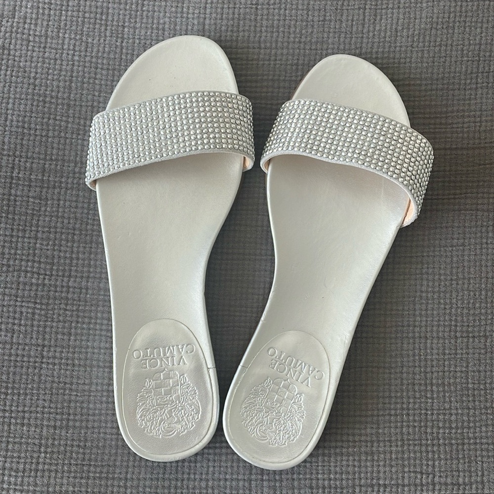 Vince Camuto Women's Endilla Sandal size 5.5
